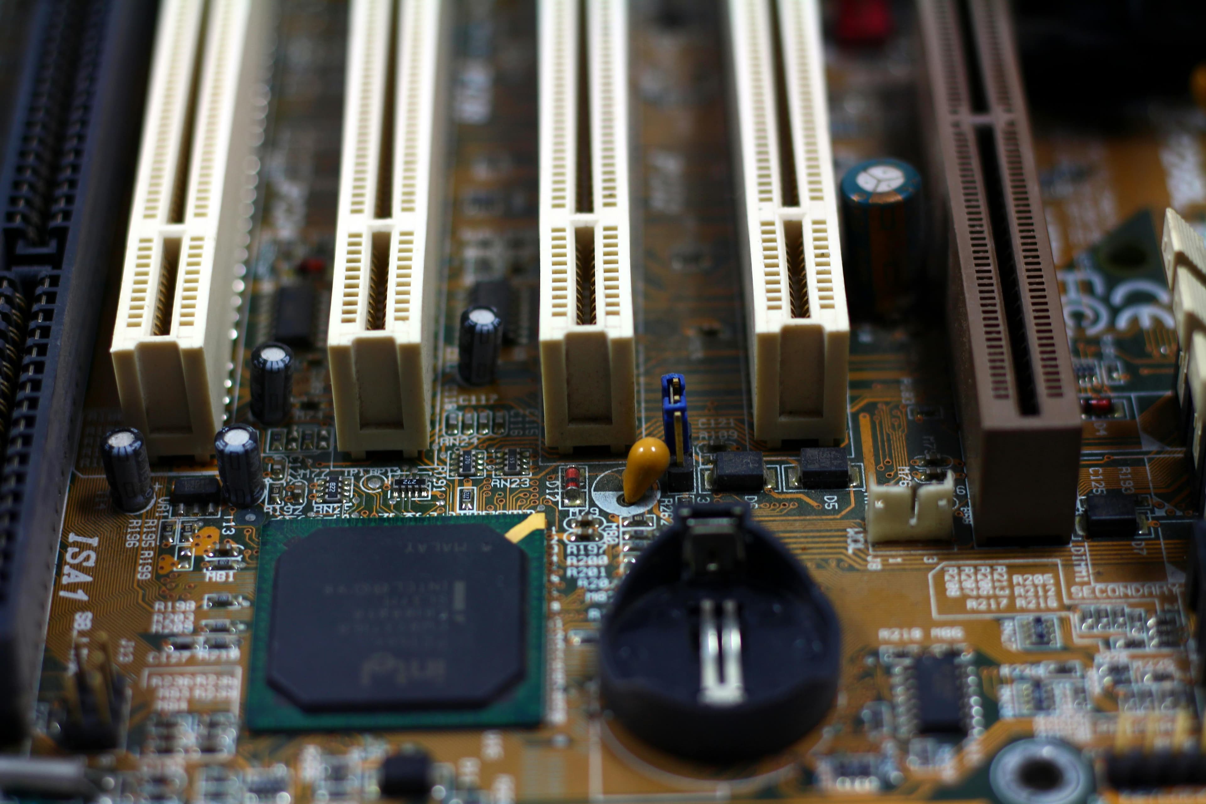 Smart Investing: Wie Technologie und KI die traditionelle Vermögensverwaltung transformieren